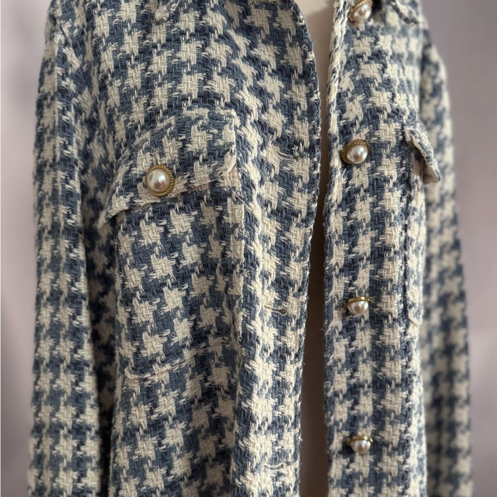 Zara boucle jacket with pearl button detail - Picture 2 of 4